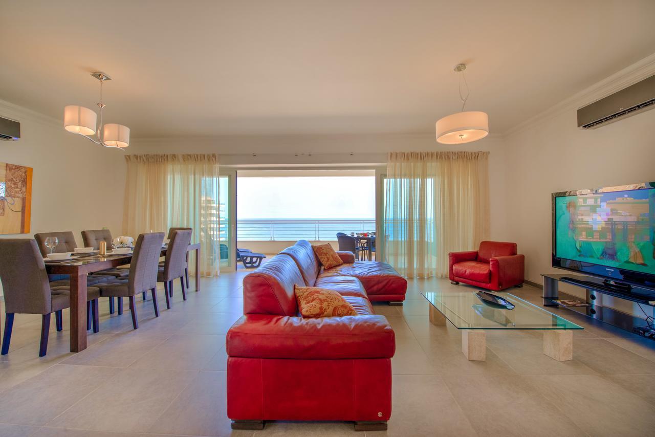 Cozy 2 Bedroom Apartment In Slima Tigne Point Sliema, Malta